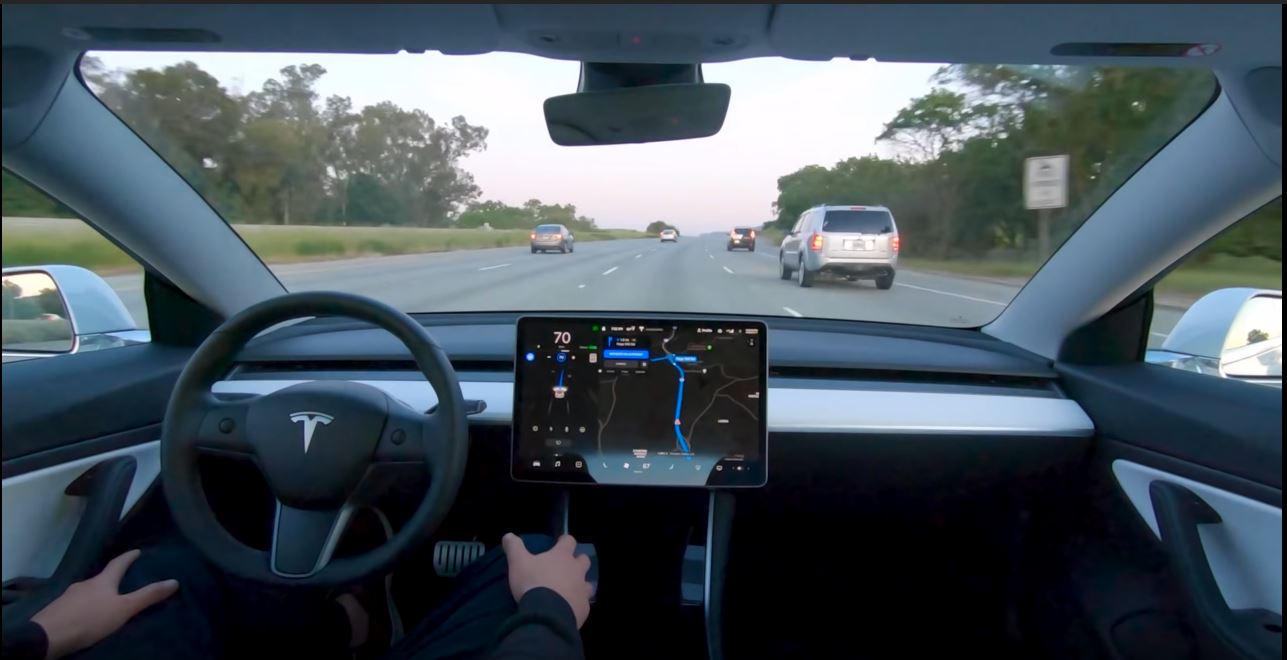 TESLA_self_driving